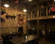 ����� ����